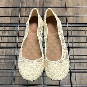 Jellypop Cream Lace Flats
